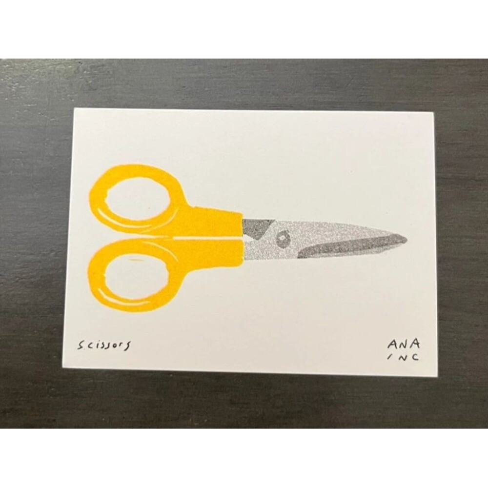Ana Inciardi Mini Print - Scissors
